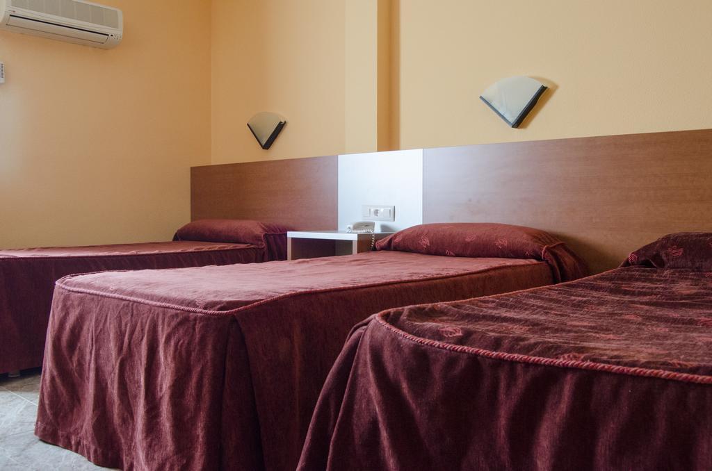 Hotel Rausan Alfajarín Chambre photo